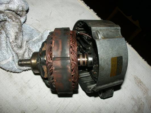 http://teamschock.de/Pictures/Alternator%20Overhaul%20Pictures/13.%20Stator.JPG